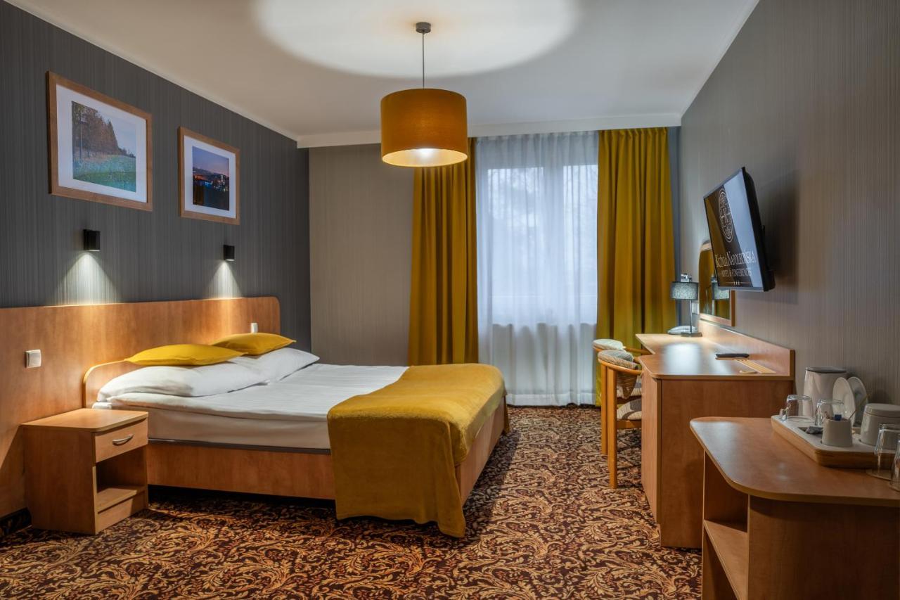 Hotel Kuznia Napoleonska Teresin Kültér fotó